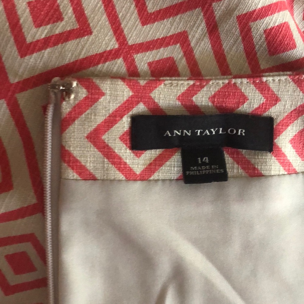Ann Taylor Geometric Skirt - Picture 2 of 3